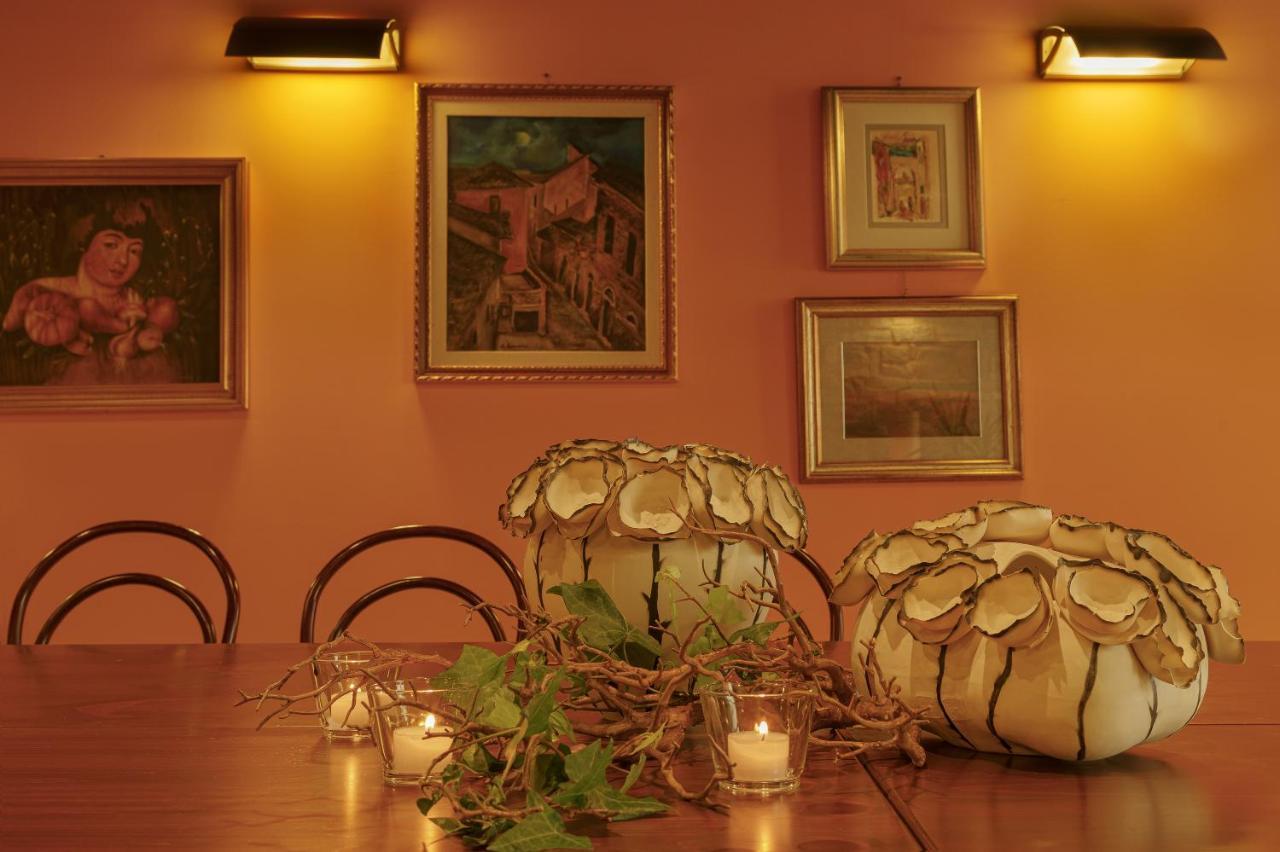 Il Cortile Segreto Bed & Breakfast San Severino Marche Exterior photo
