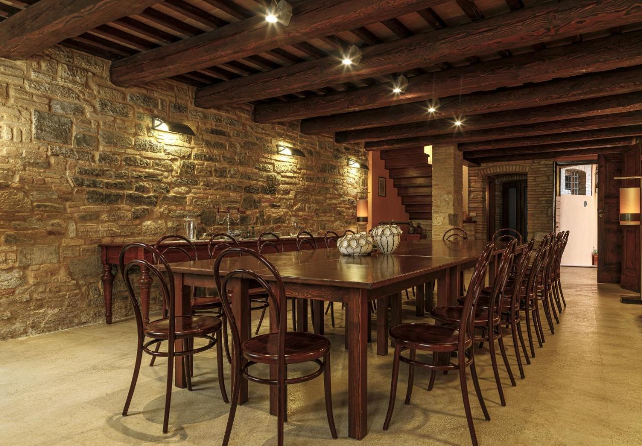 Il Cortile Segreto Bed & Breakfast San Severino Marche Exterior photo
